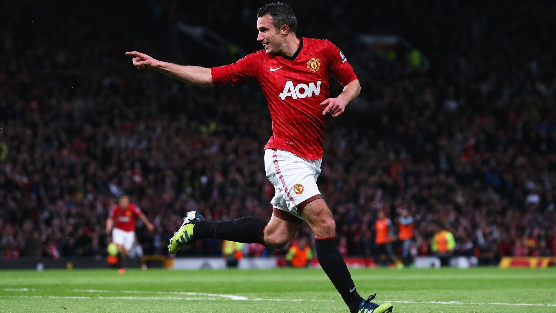 乐鱼体育登录-曼城在比赛中展现的临场适应力成其取胜重要因素，曼城训练场